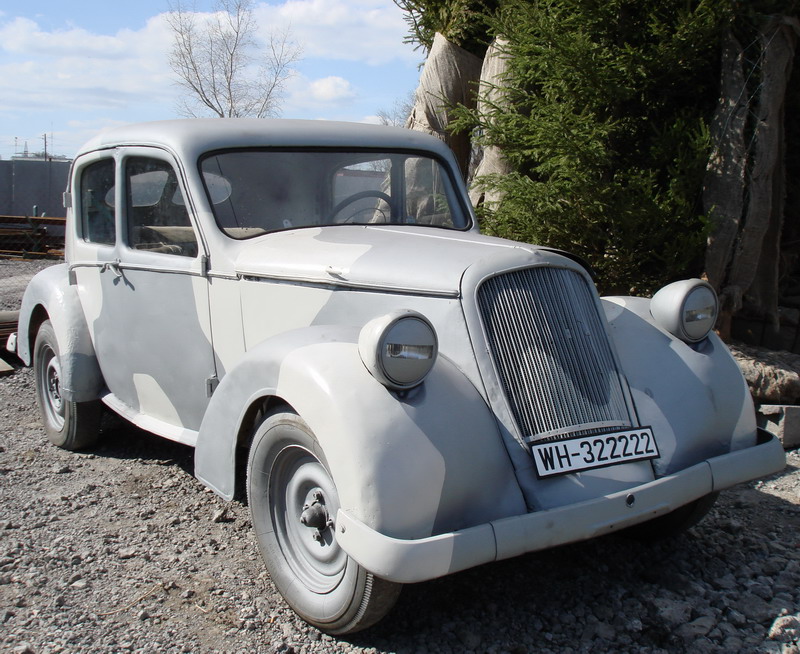 STEYR-200_1940.jpg