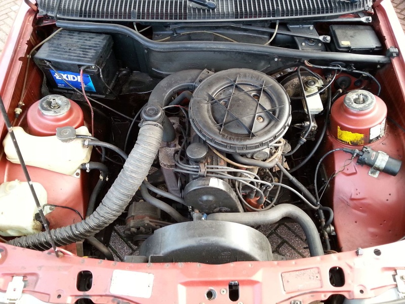 Ford_Sierra_1.3_OHC_engine.jpg