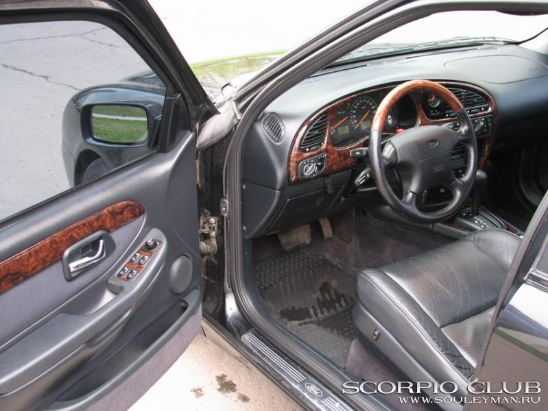2.3i DOHC Ghia '98